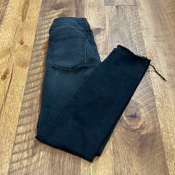 Just Black Denim Woman’s Black Jeans Size 25 - Picture 1 of 6